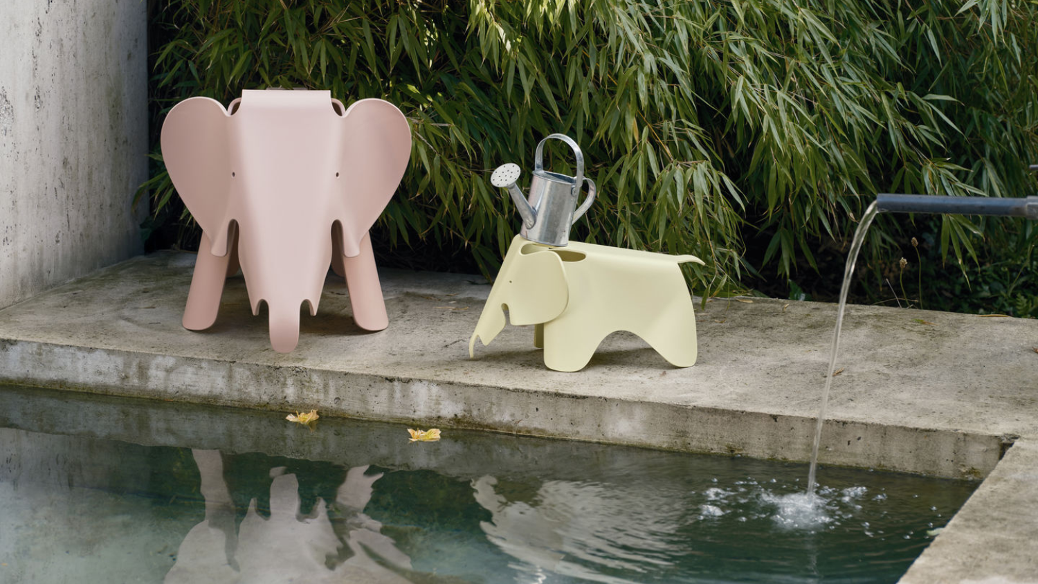 Vitra Eames Plastic Elephant RE